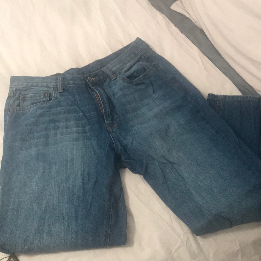 Men’s 34x30(short inseam) jean - like new!